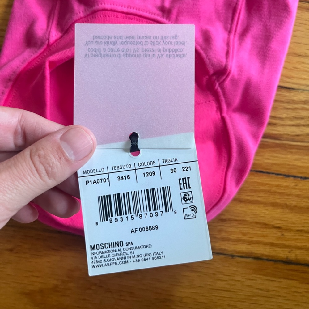 MOSCHINO Jersey Logo Dog T-Shirt NWT and dust bag - Picture 5 of 7